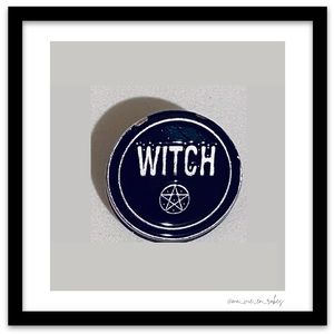 Witch ID Pin Marker